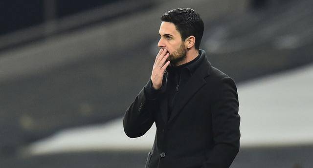 开云体育-荷甲赛前再迎强敌，斯图加特队长鼓劲，主帅态度——压力陡增，细节决定成败-开云体育