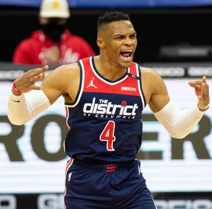 关于风云突变！新疆广汇转会期绝杀压哨；NBA季后赛版图或变；质疑声仍在；球队文化再被提及的信息