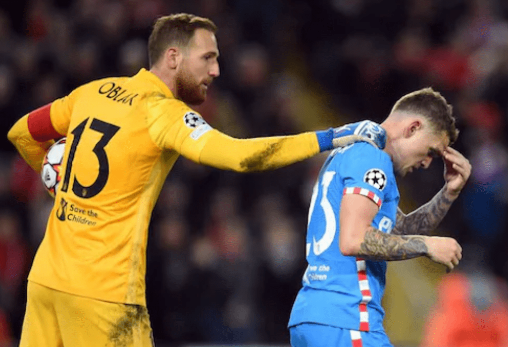 金州勇士迎欧冠关键赛；转会期豪取连胜；媒体盛赞；纪律约束更严格的简单介绍